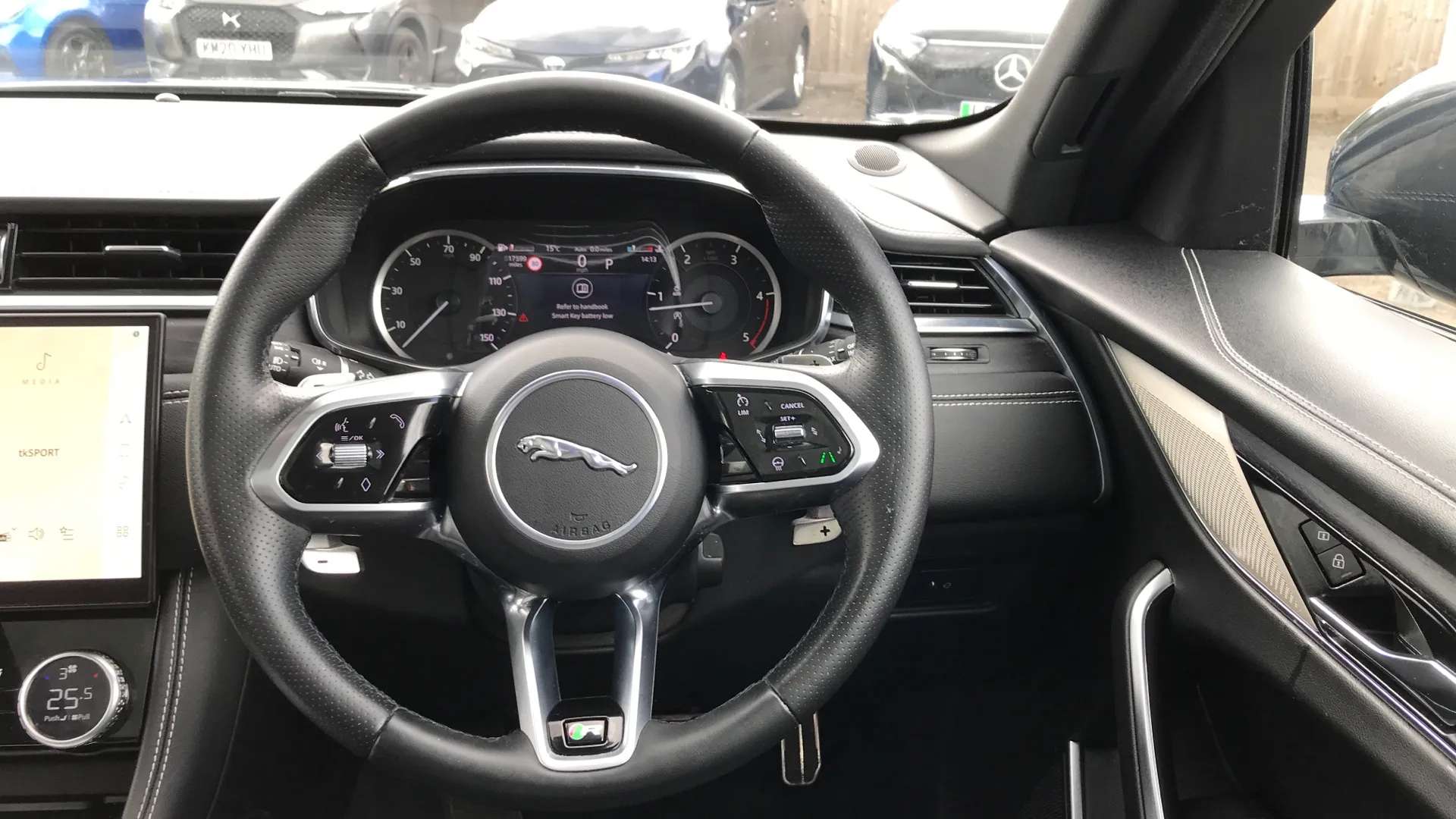 2022 JAGUAR F-PACE 2022 JAGUAR F-PACE