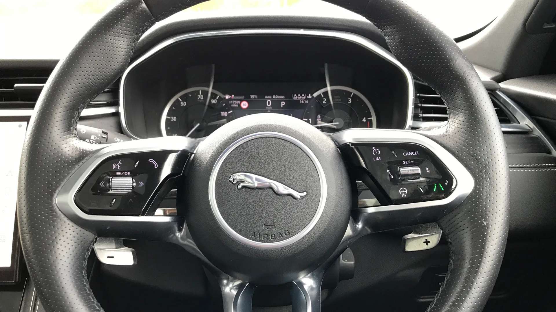 2022 JAGUAR F-PACE 2022 JAGUAR F-PACE