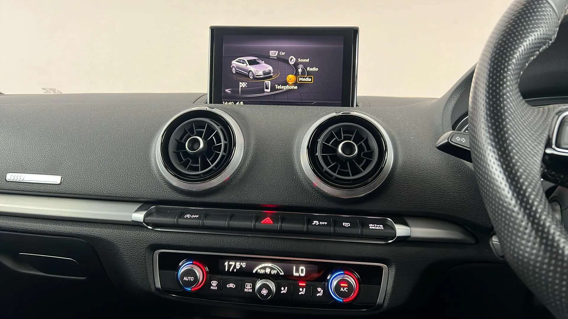 2018 AUDI A3 2018 AUDI A3