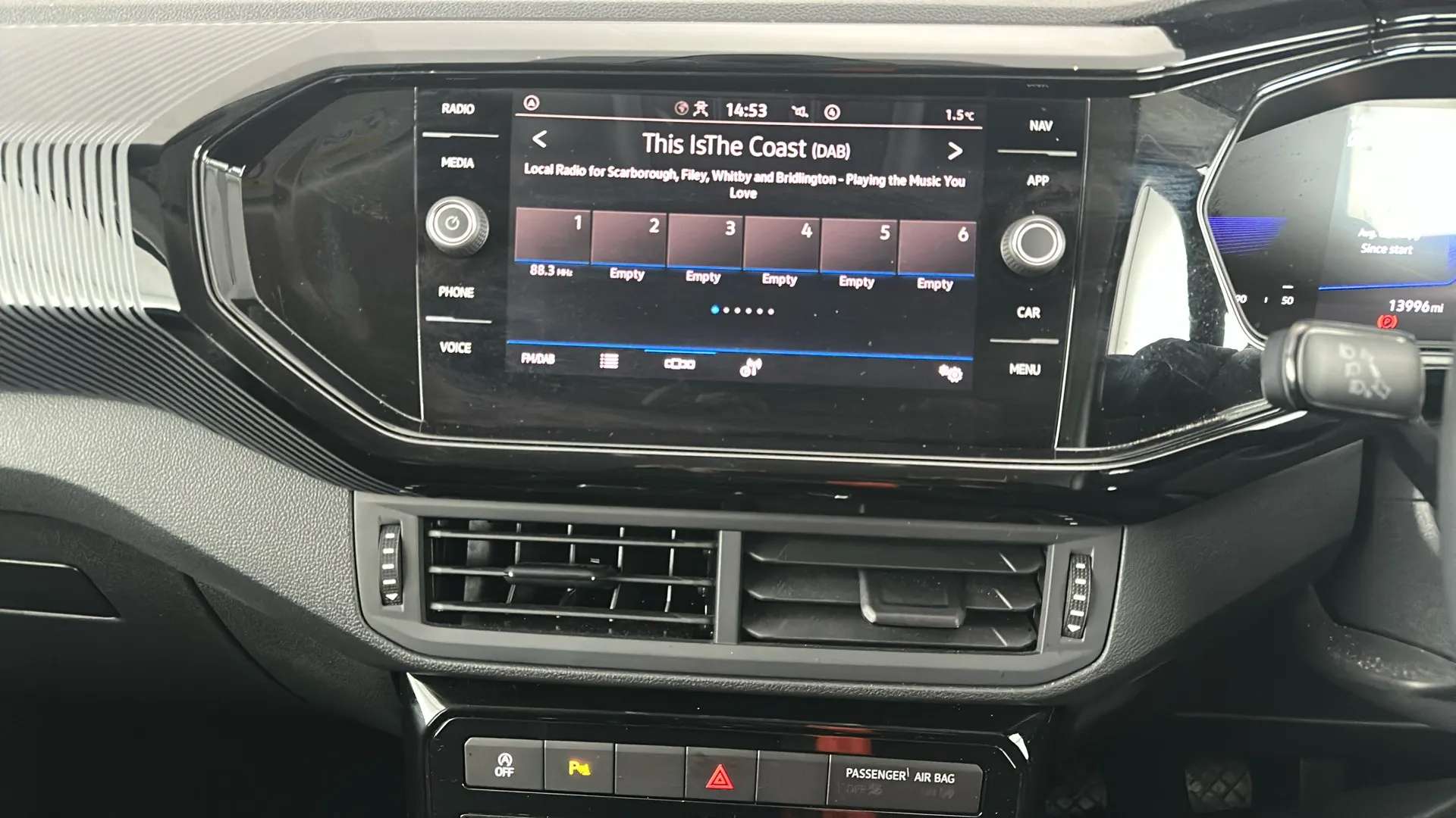 2023 VOLKSWAGEN T-CROSS 2023 VOLKSWAGEN T-CROSS