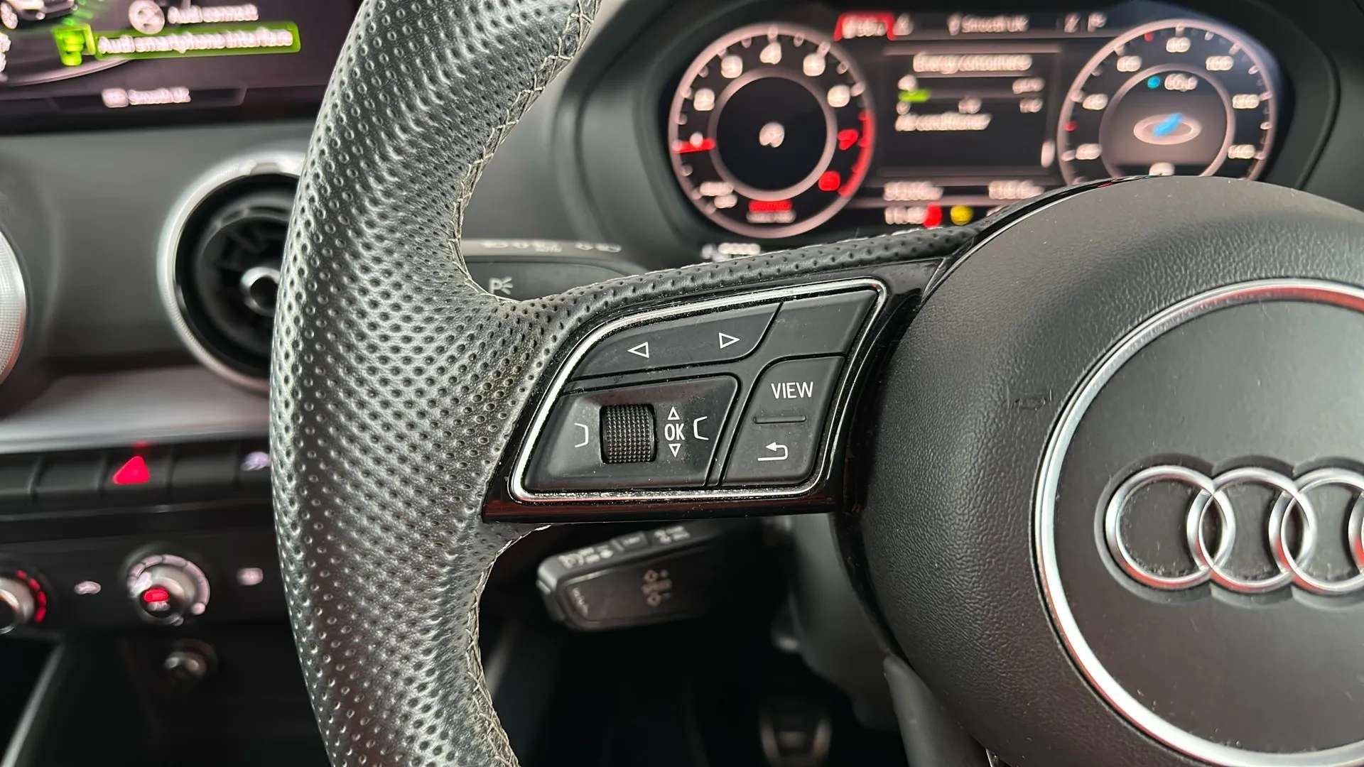 2022 AUDI Q2 2022 AUDI Q2