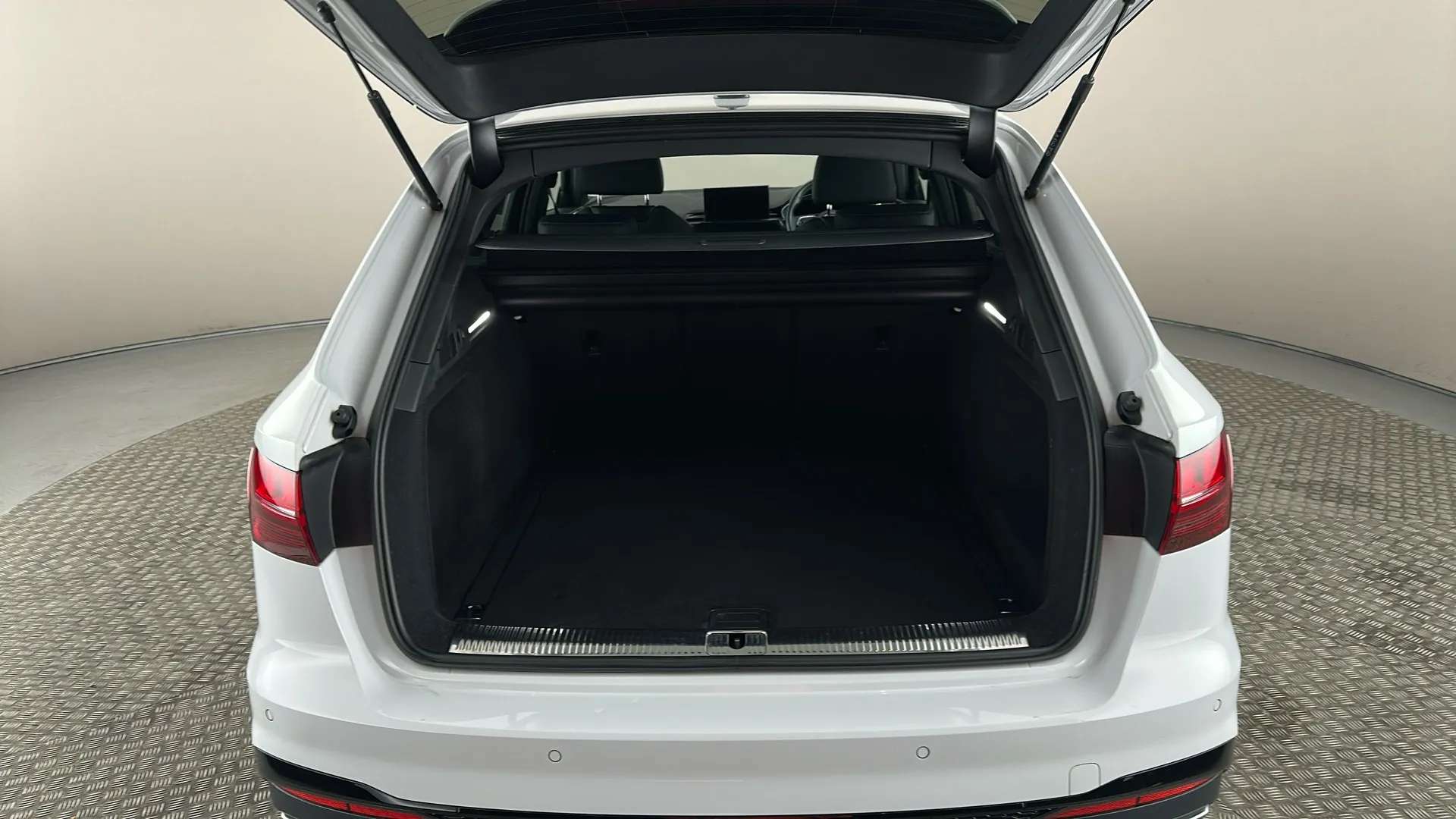 2021 AUDI A4 2021 AUDI A4