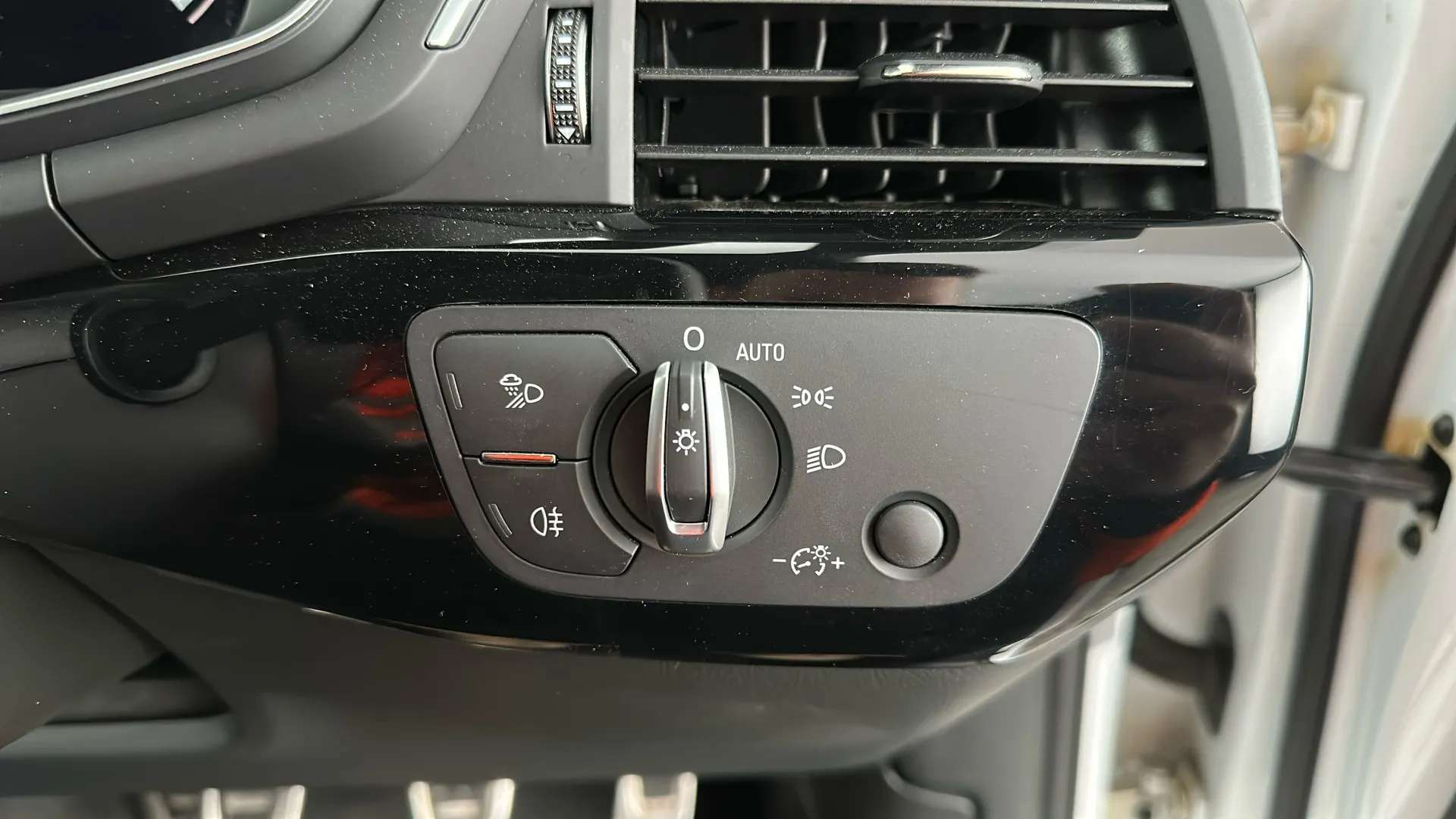 2021 AUDI A4 2021 AUDI A4