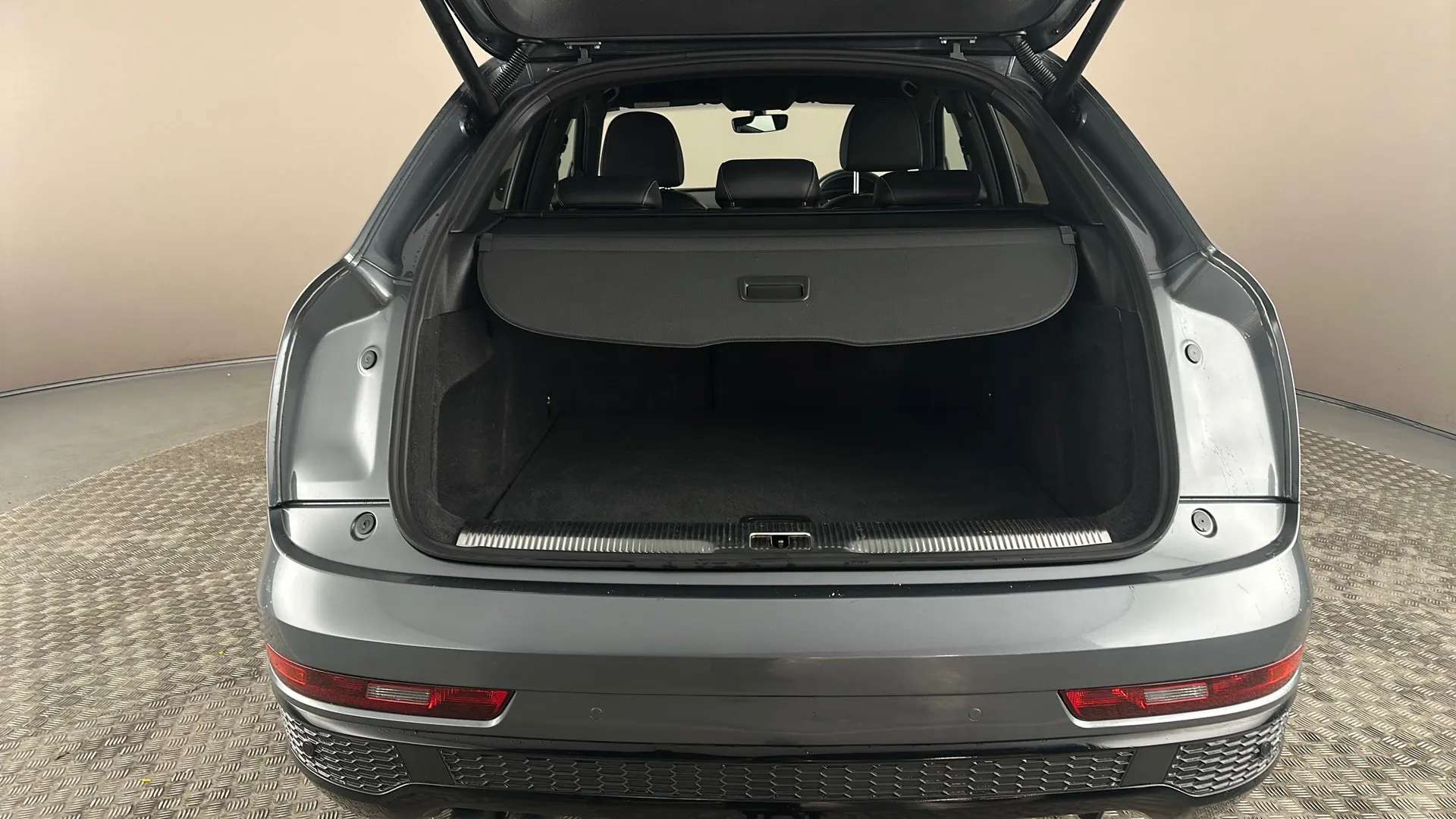 2017 AUDI Q3 2017 AUDI Q3