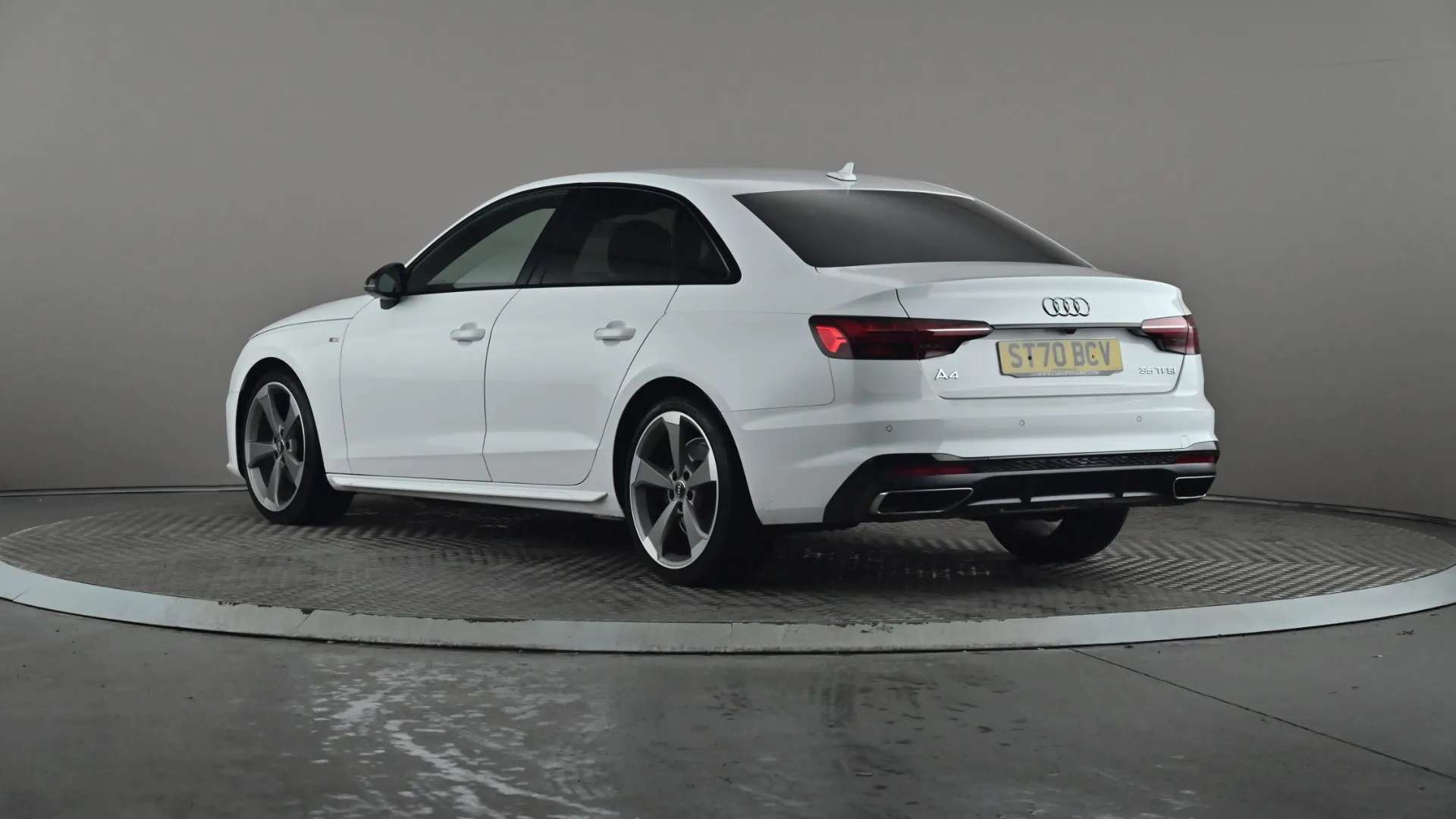 A 2020 AUDI A4 35 TFSI Black Edition A 2020 AUDI A4 35 TFSI Black Edition