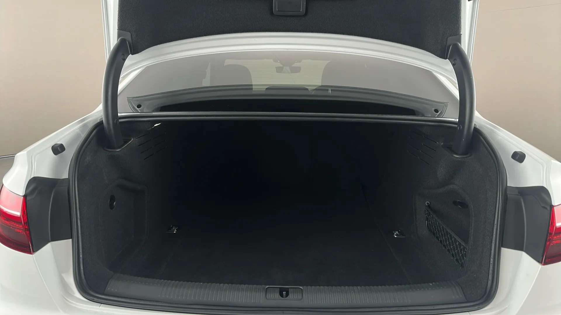 2020 AUDI A4 2020 AUDI A4