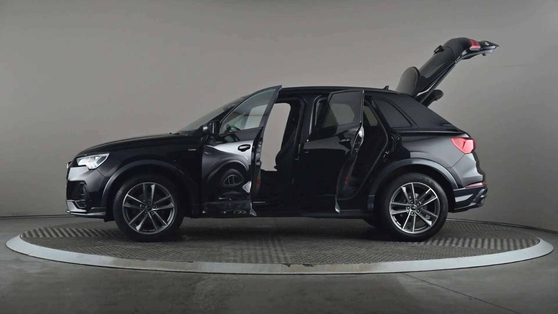 2022 AUDI Q3 2022 AUDI Q3