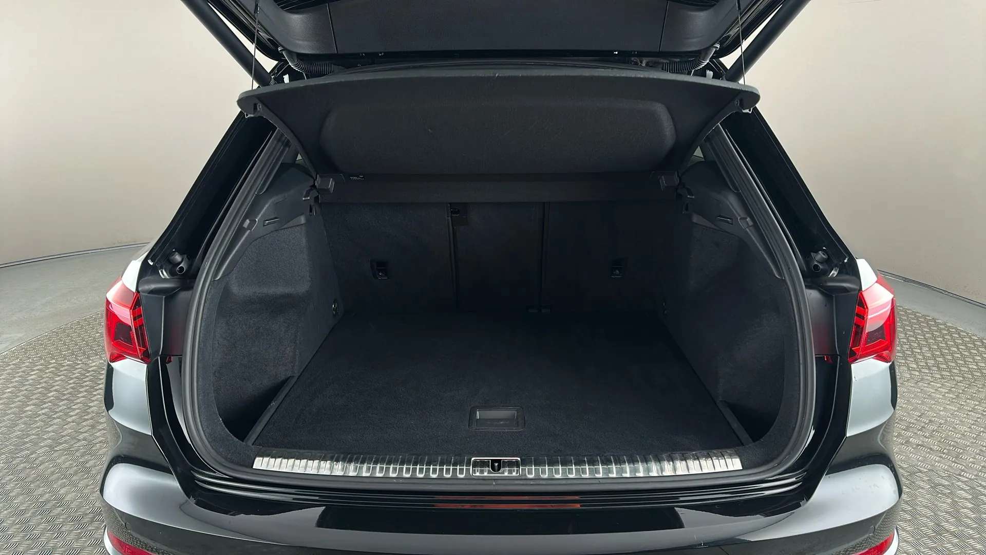 2022 AUDI Q3 2022 AUDI Q3
