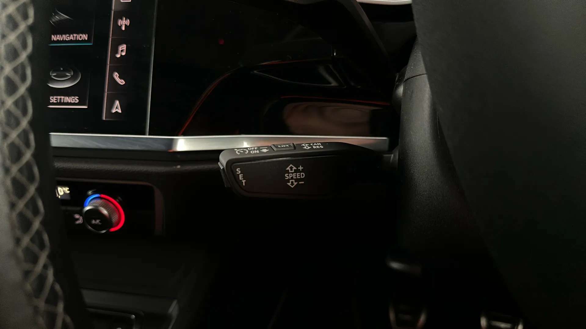2022 AUDI Q3 2022 AUDI Q3