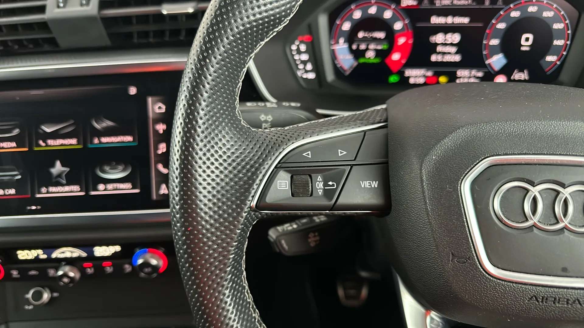 2022 AUDI Q3 2022 AUDI Q3