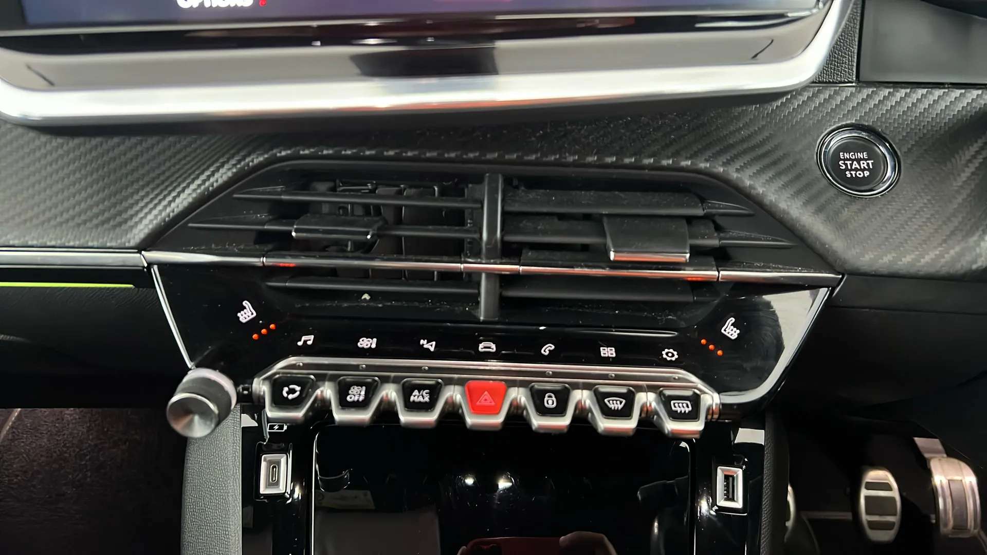 2021 PEUGEOT 2008 2021 PEUGEOT 2008