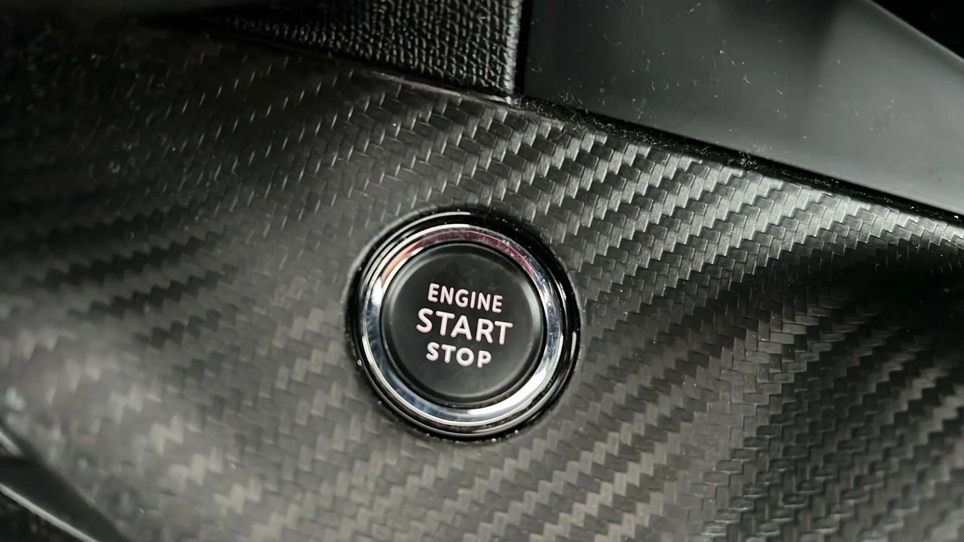 2021 PEUGEOT 2008 2021 PEUGEOT 2008