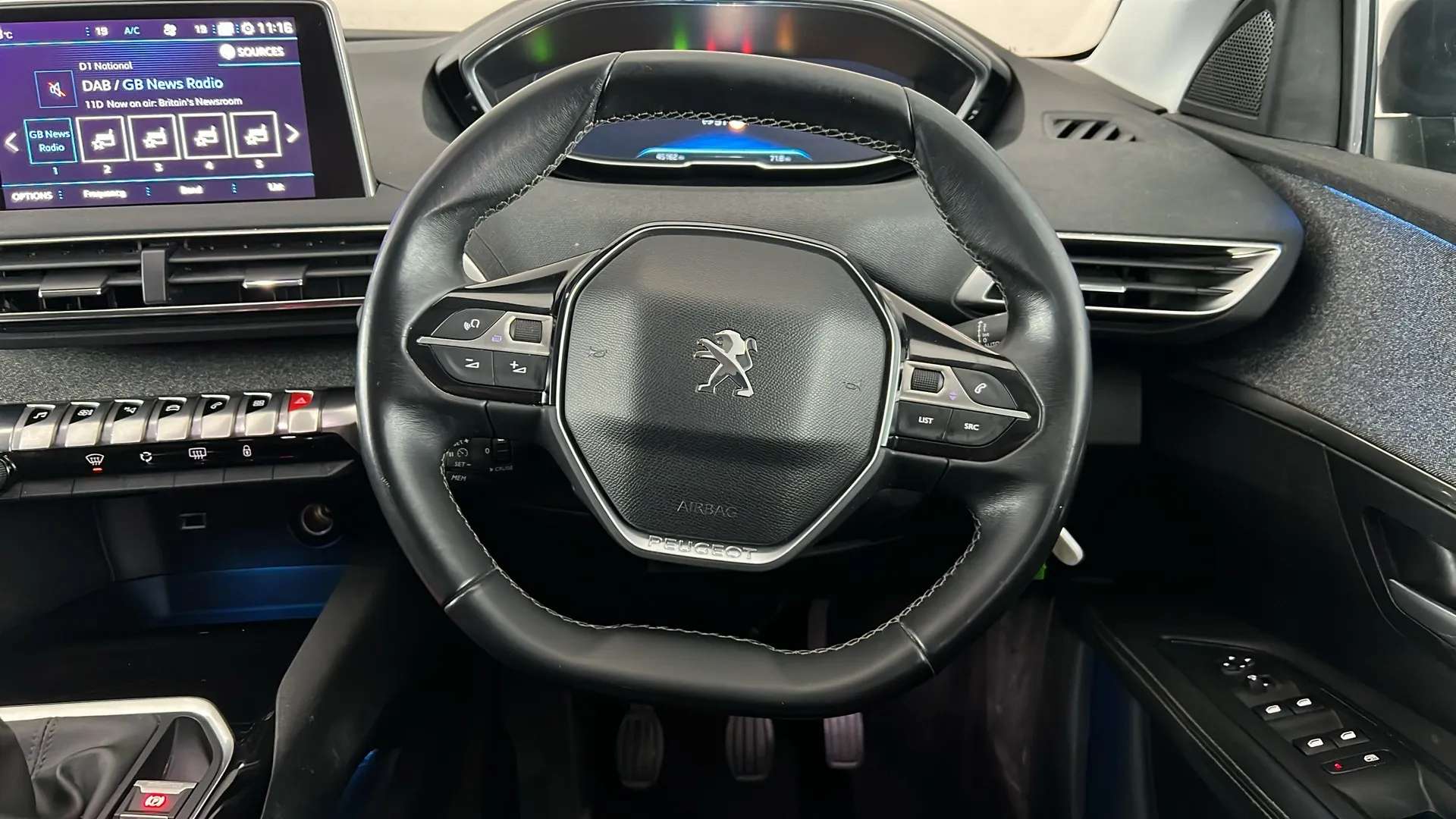 2018 PEUGEOT 3008 2018 PEUGEOT 3008