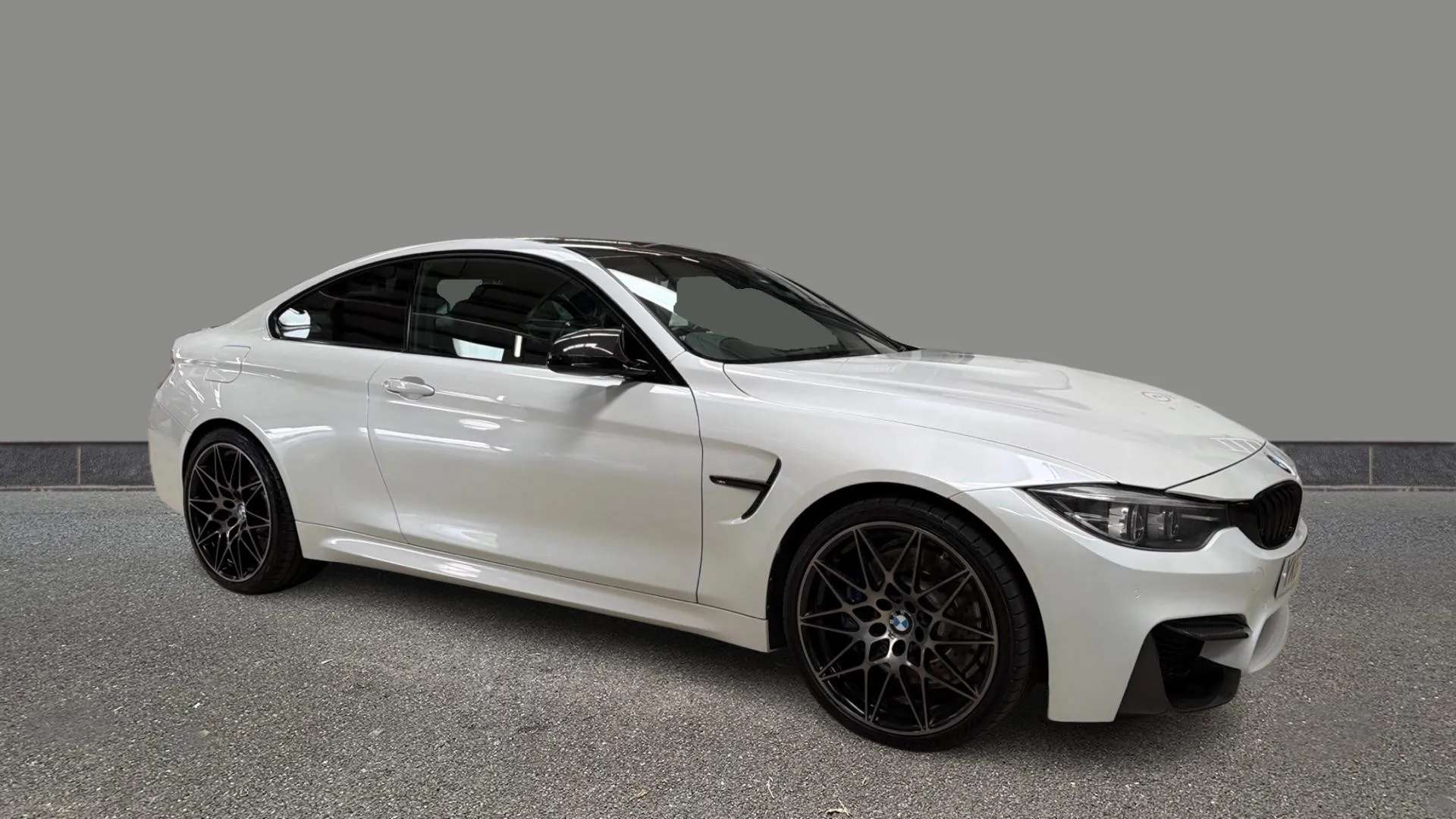 2017 BMW M4 2017 BMW M4