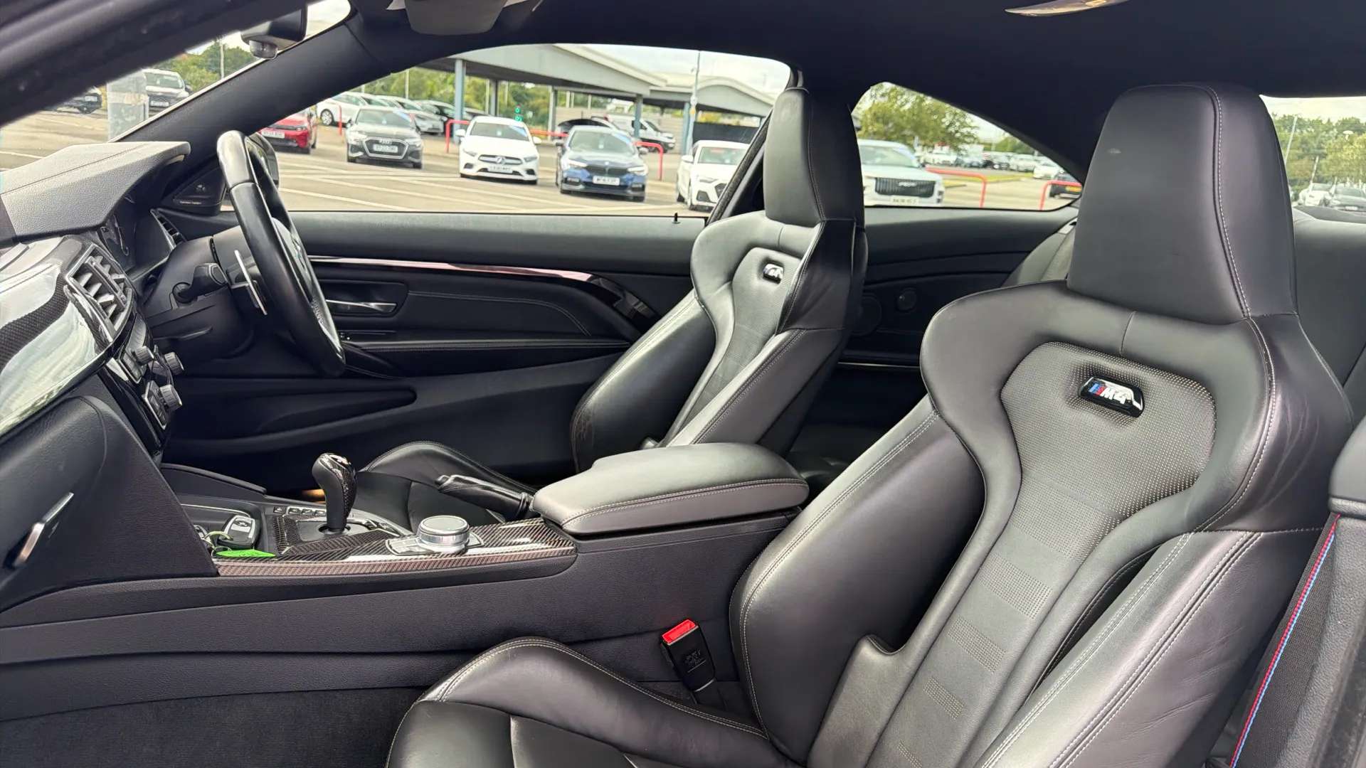 2017 BMW M4 2017 BMW M4