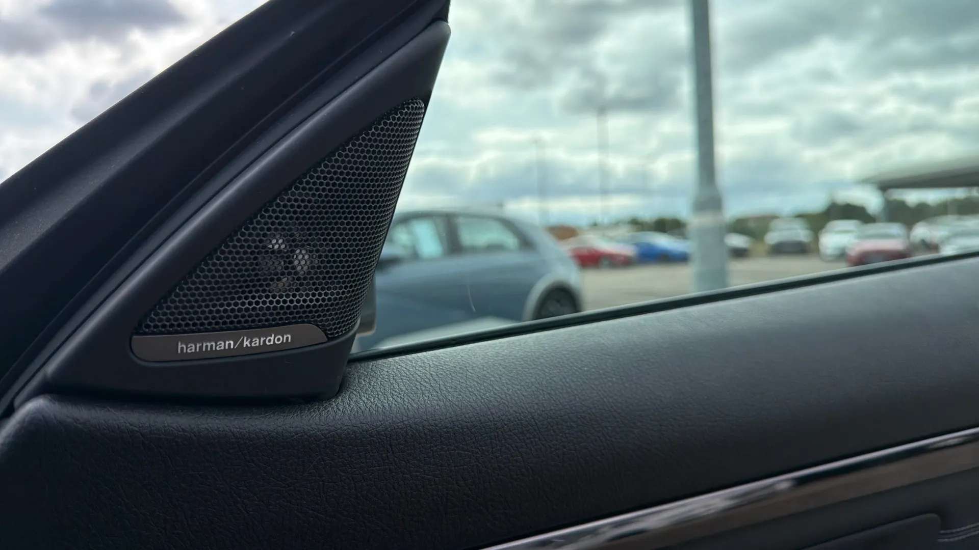 2017 BMW M4 2017 BMW M4