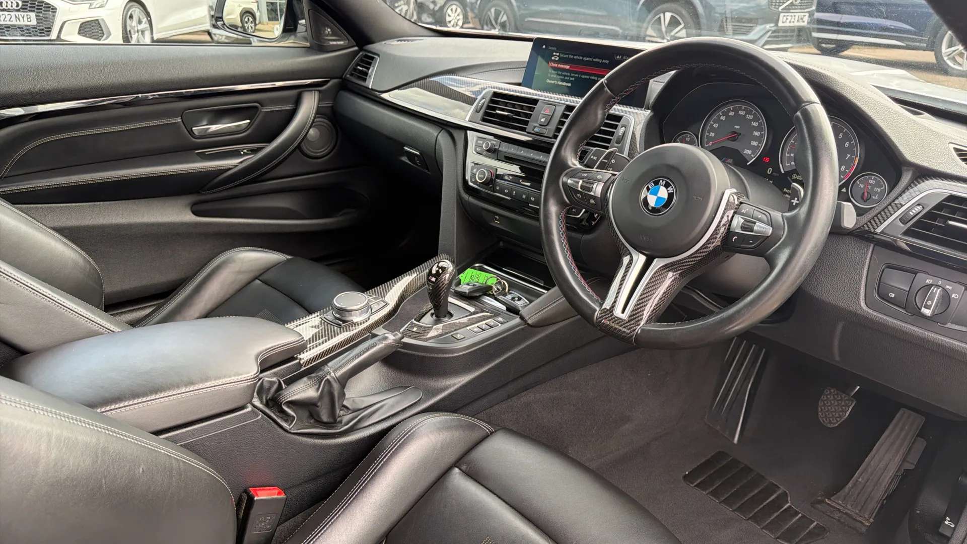 2017 BMW M4 2017 BMW M4