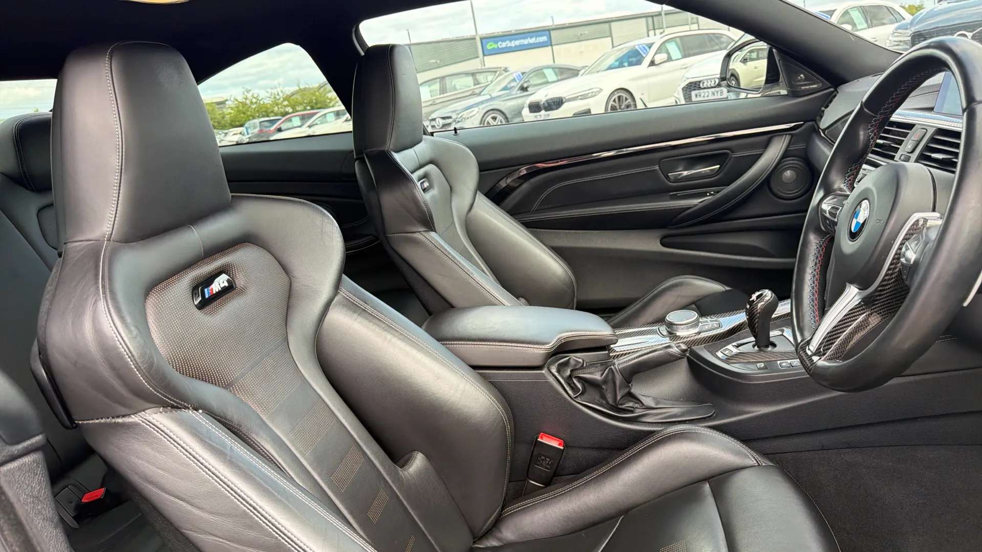 2017 BMW M4 2017 BMW M4
