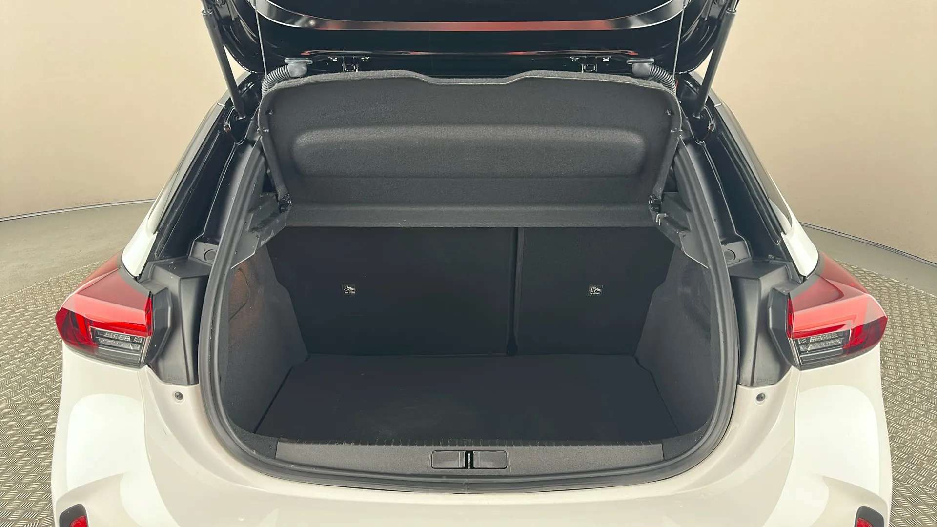 2025 VAUXHALL CORSA 2025 VAUXHALL CORSA
