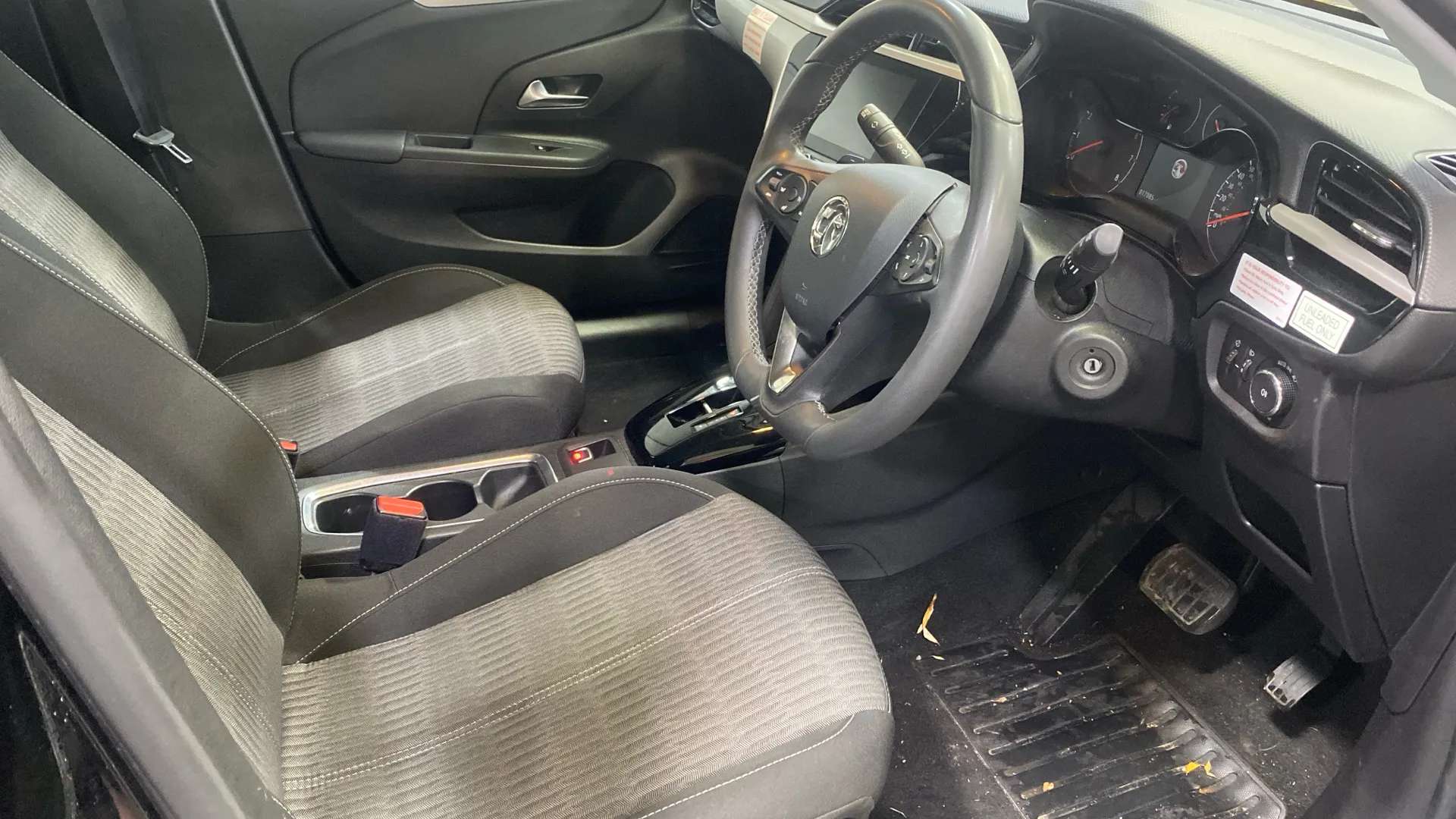 A 2023 VAUXHALL CORSA 1.2 Turbo Design Auto A 2023 VAUXHALL CORSA 1.2 Turbo Design Auto