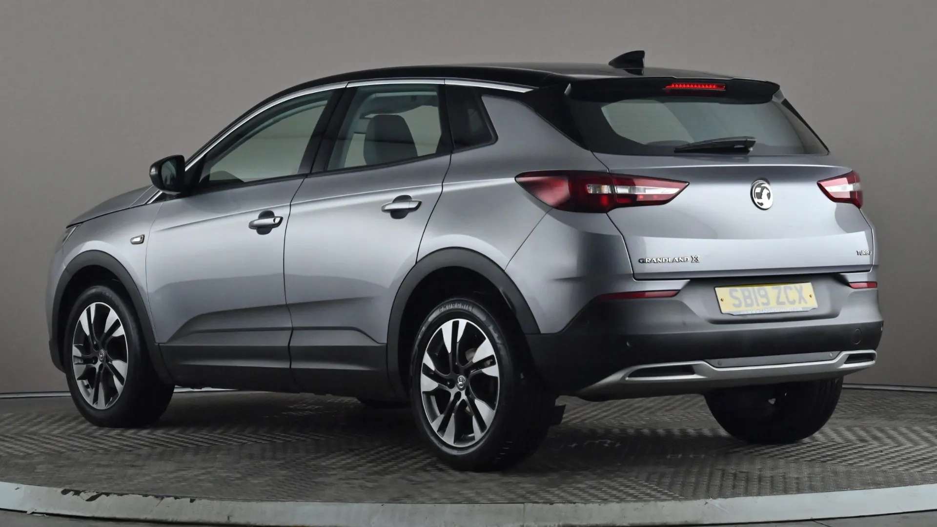 A 2019 VAUXHALL GRANDLAND X 1.2 Turbo Sport Nav A 2019 VAUXHALL GRANDLAND X 1.2 Turbo Sport Nav