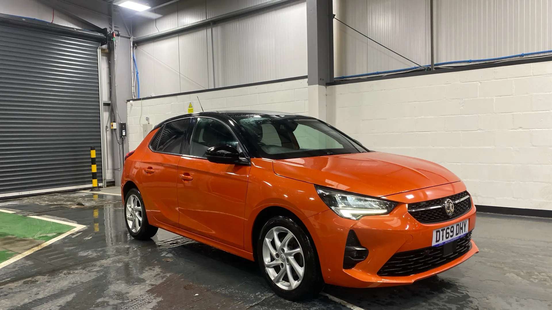 A 2020 VAUXHALL CORSA 1.2 Turbo SRi Premium A 2020 VAUXHALL CORSA 1.2 Turbo SRi Premium