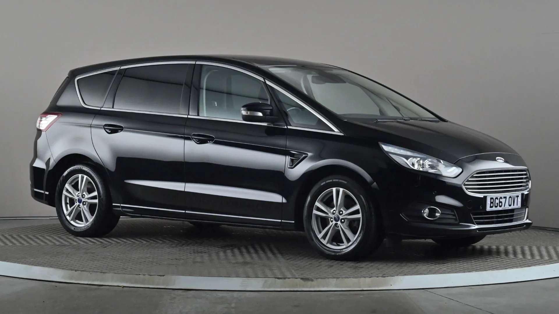 A 2017 FORD S-MAX 1.5 EcoBoost Titanium A 2017 FORD S-MAX 1.5 EcoBoost Titanium