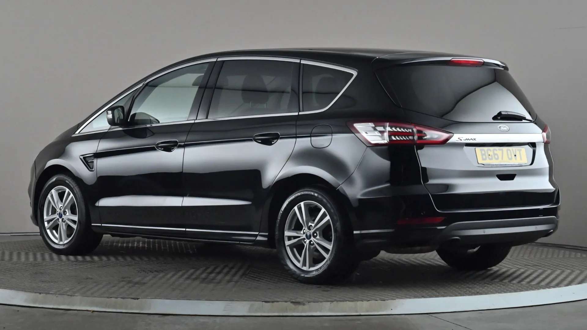 A 2017 FORD S-MAX 1.5 EcoBoost Titanium A 2017 FORD S-MAX 1.5 EcoBoost Titanium