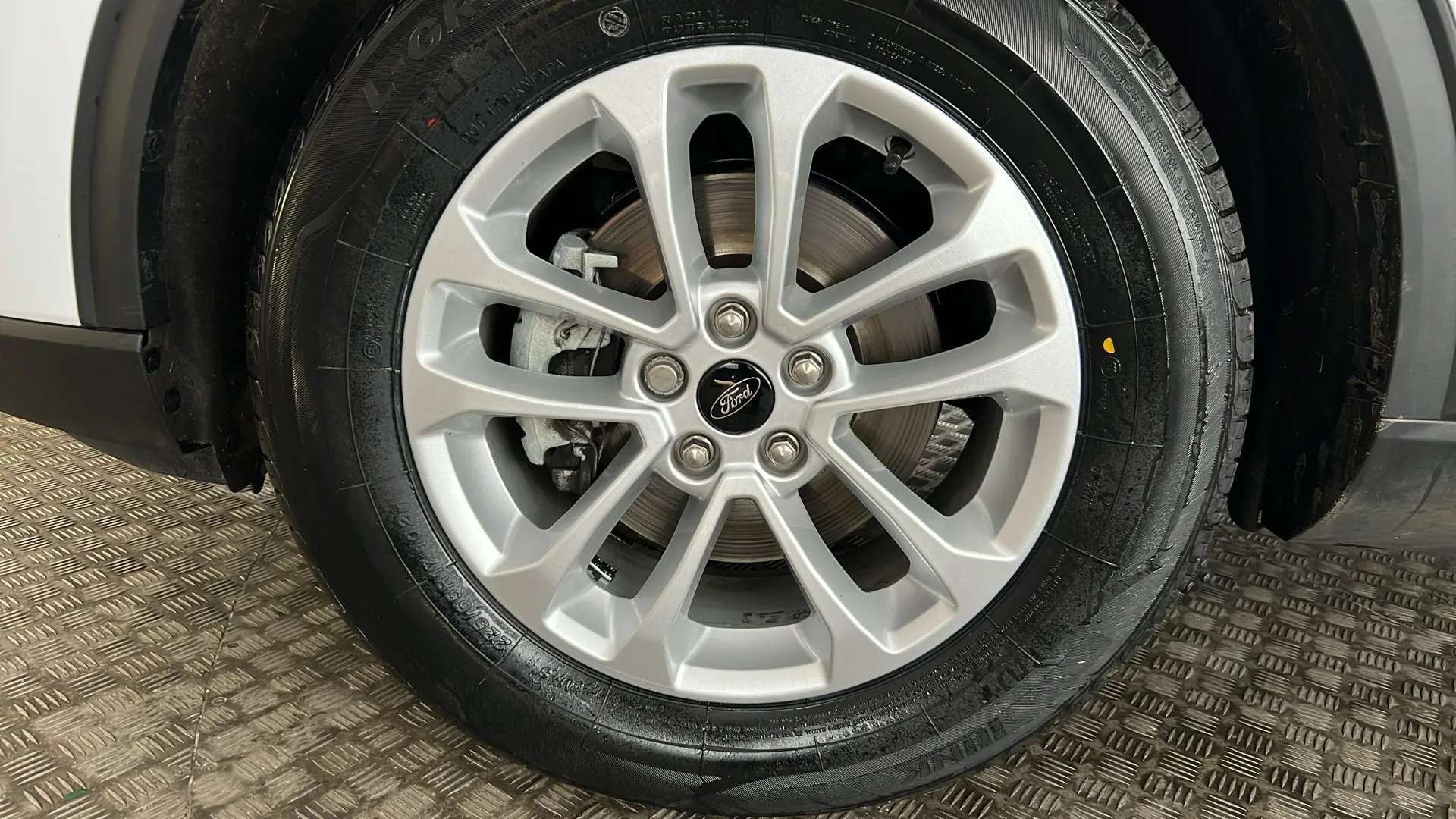 2025 FORD KUGA 2025 FORD KUGA