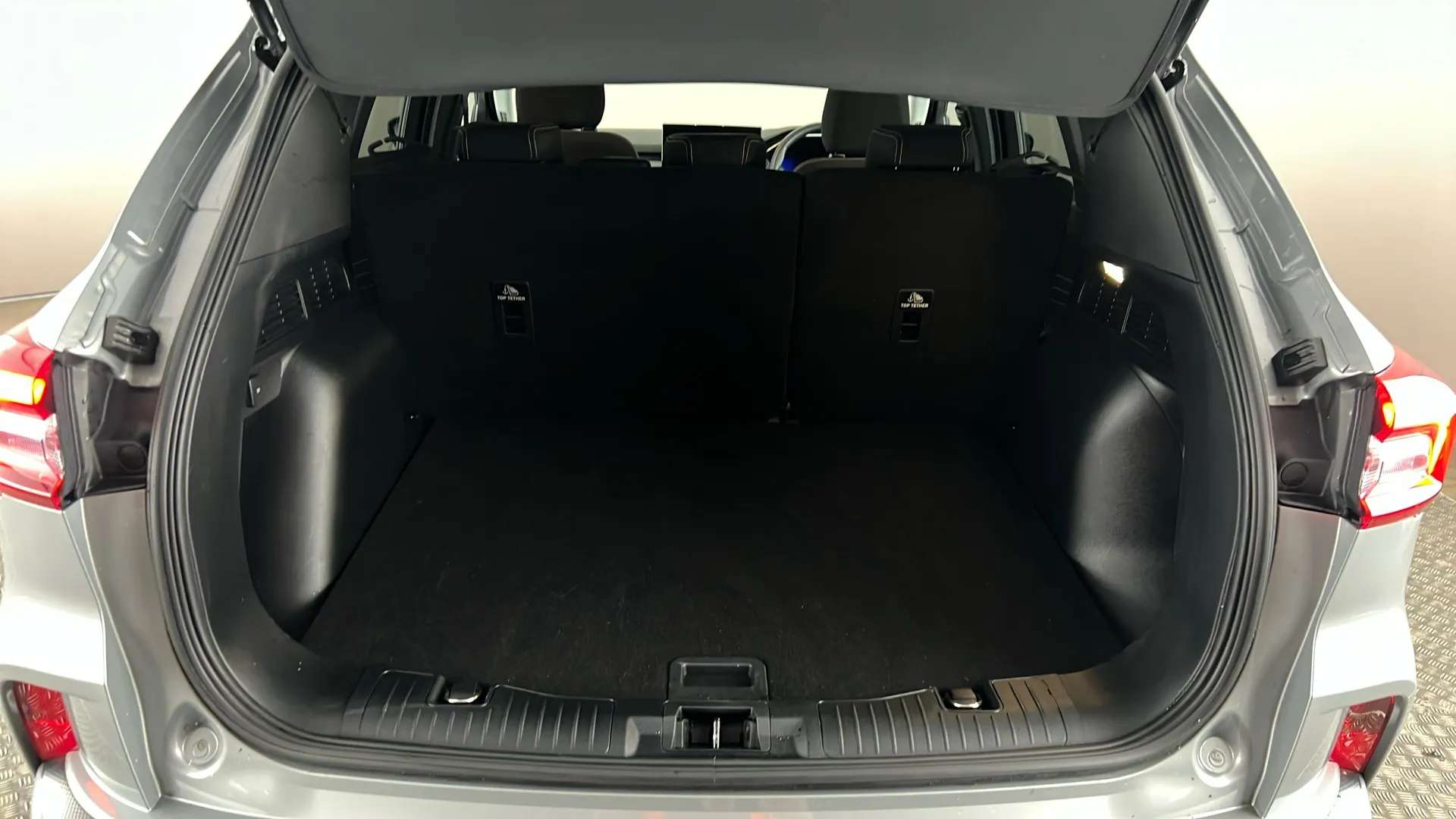 2025 FORD KUGA 2025 FORD KUGA