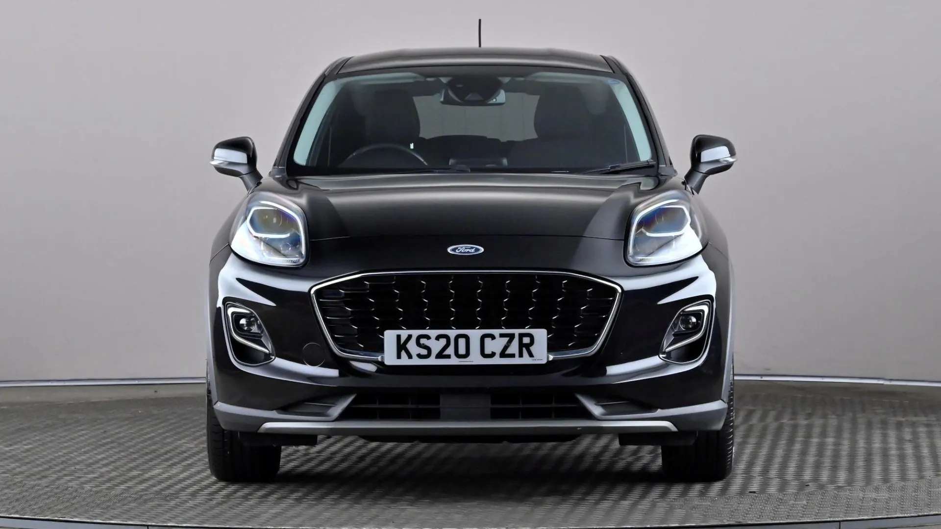 A 2020 FORD PUMA 1.0 EcoBoost Titanium A 2020 FORD PUMA 1.0 EcoBoost Titanium