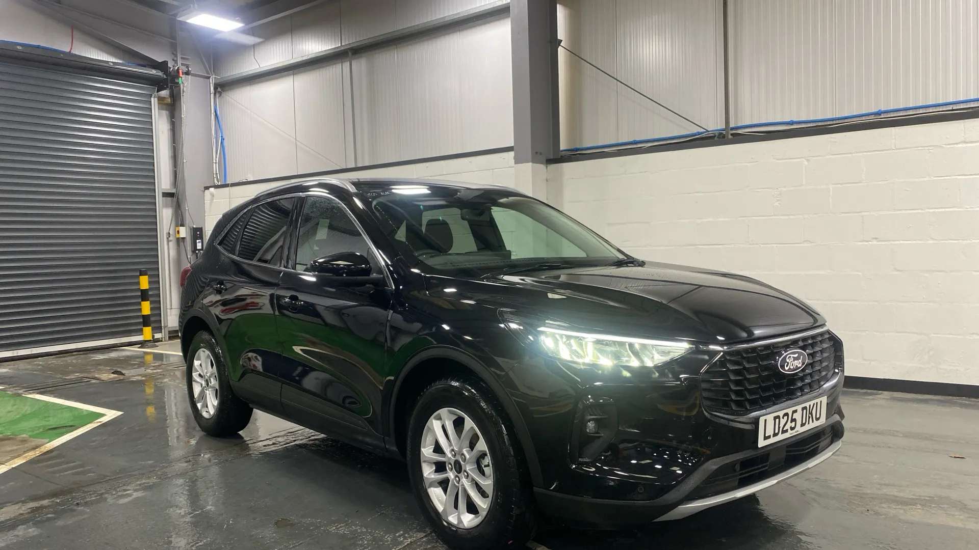 A 2025 FORD KUGA 1.5 EcoBoost Titanium A 2025 FORD KUGA 1.5 EcoBoost Titanium