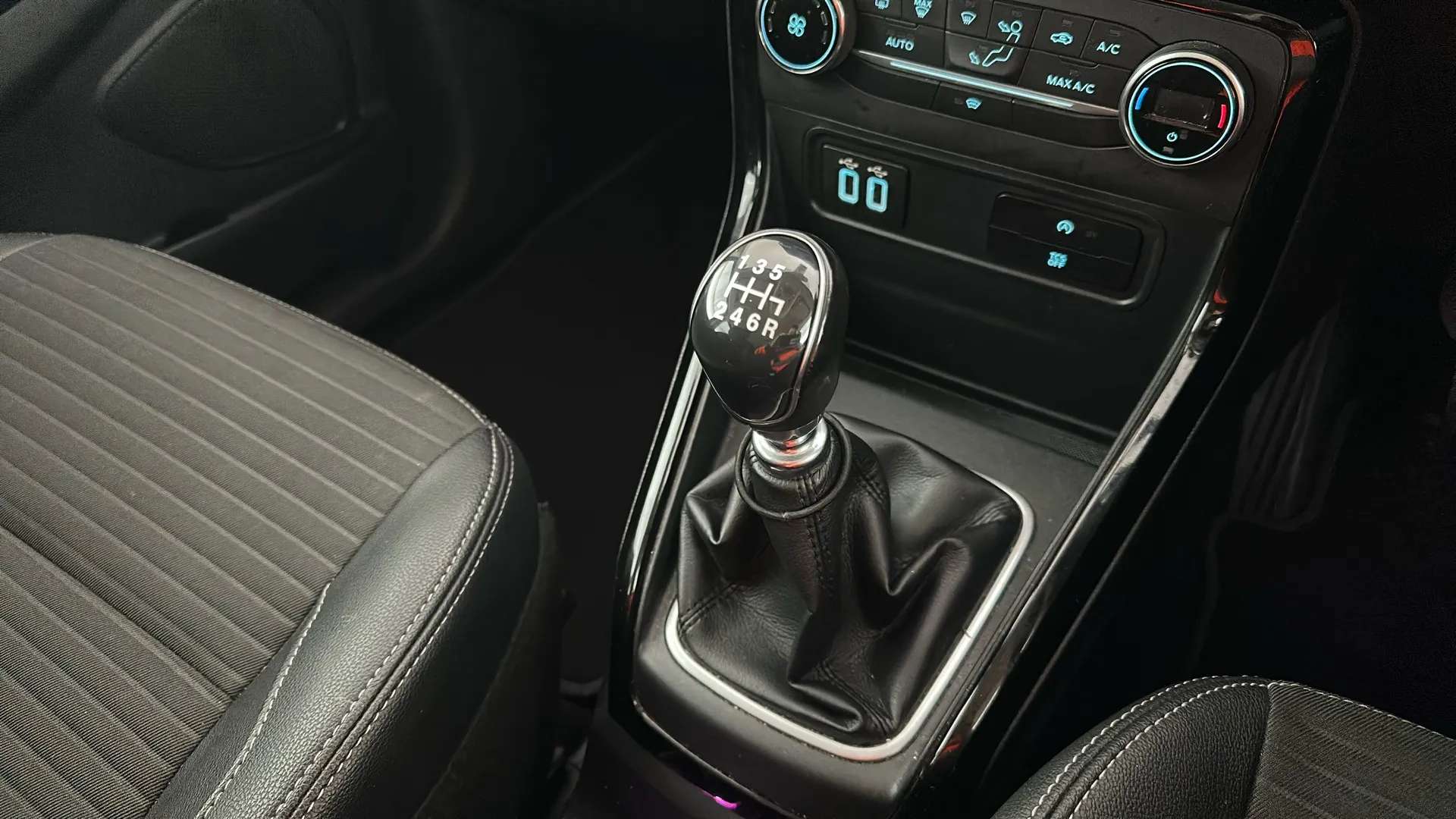 2018 FORD ECOSPORT 2018 FORD ECOSPORT