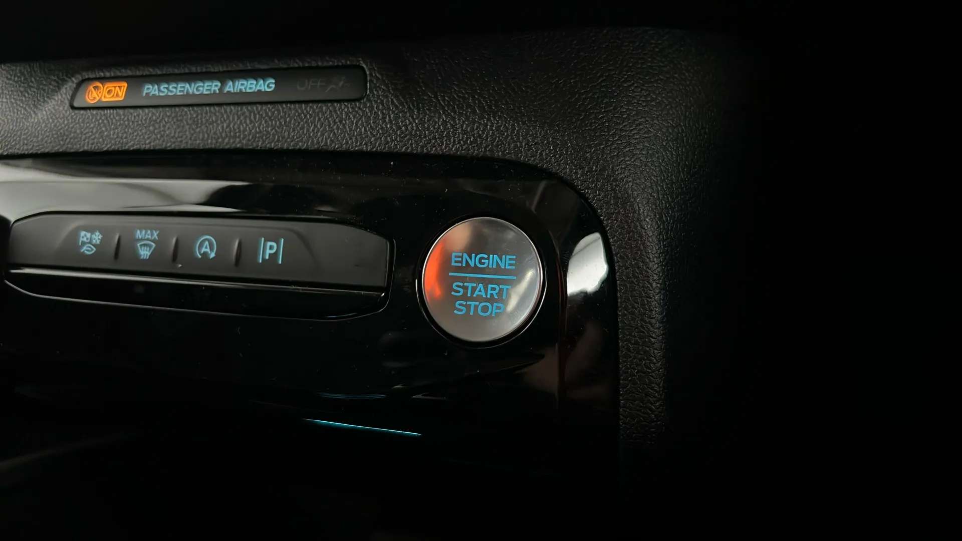 2025 FORD KUGA 2025 FORD KUGA
