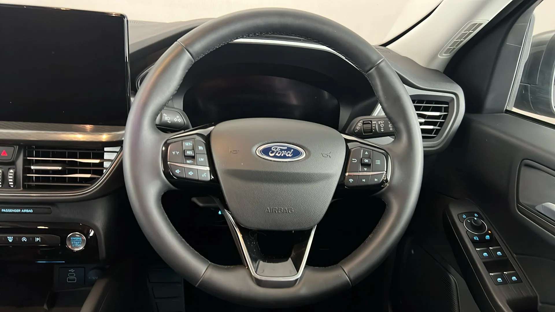 2025 FORD KUGA 2025 FORD KUGA