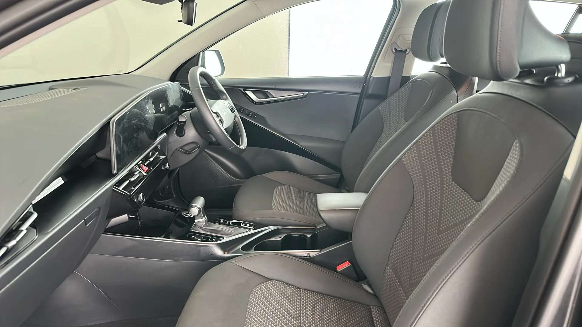 2025 KIA NIRO 2025 KIA NIRO