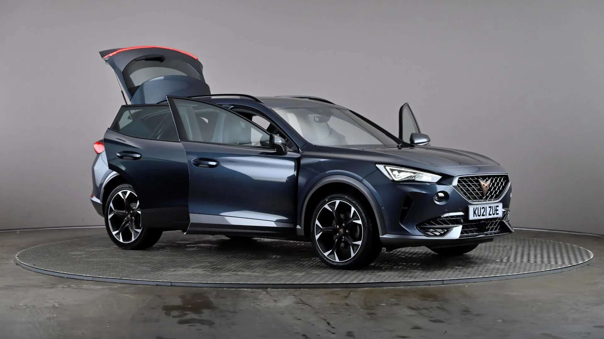 0 CUPRA FORMENTOR 0 CUPRA FORMENTOR