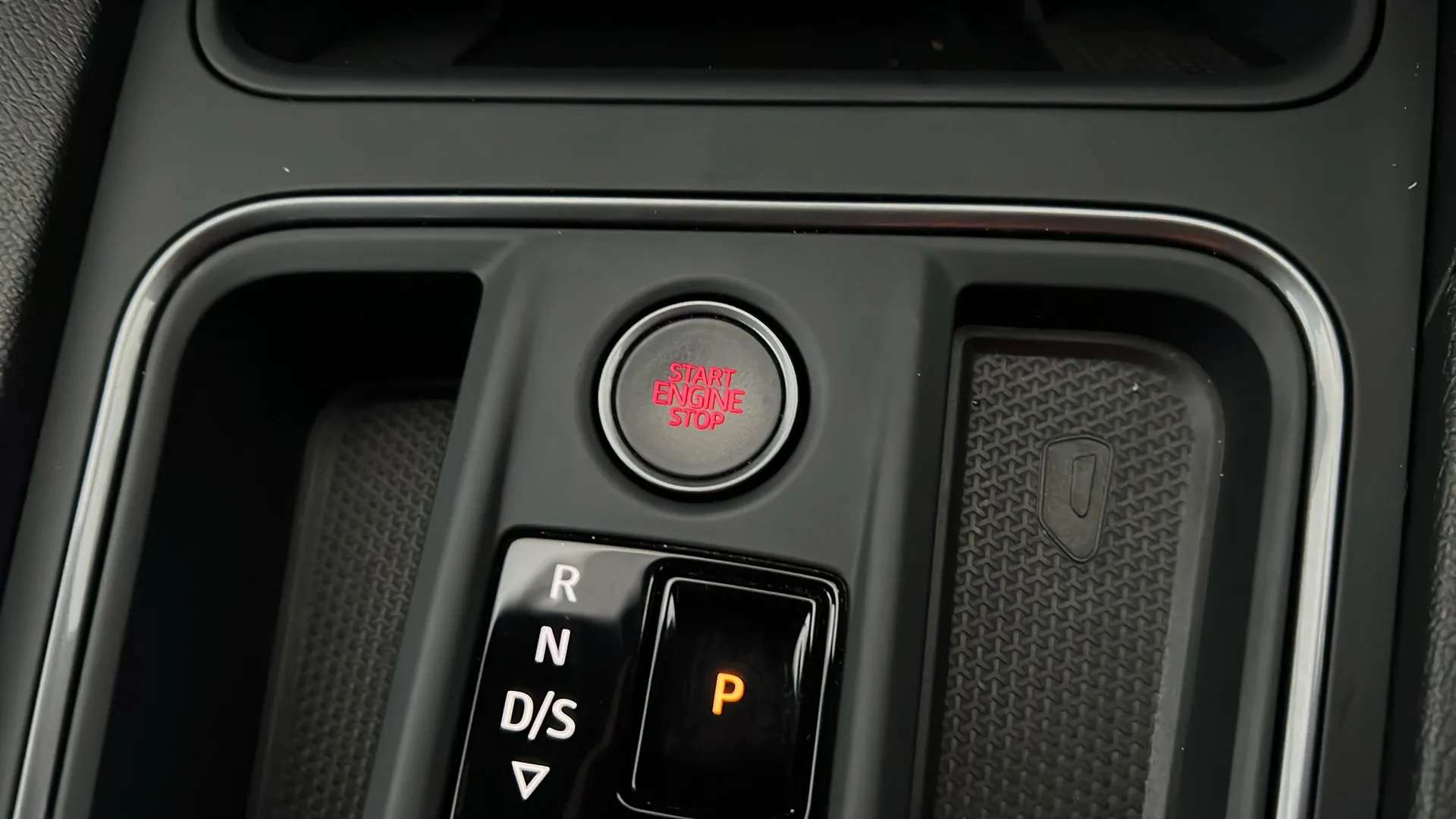 0 CUPRA FORMENTOR 0 CUPRA FORMENTOR