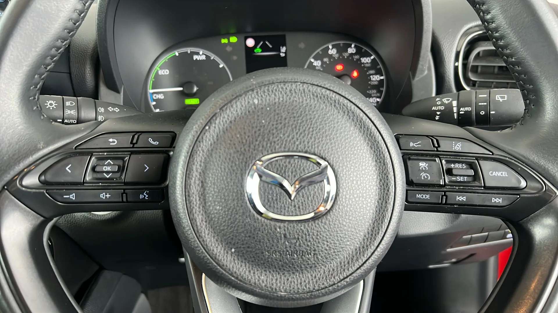 2023 MAZDA 2 HYBRID 2023 MAZDA 2 HYBRID