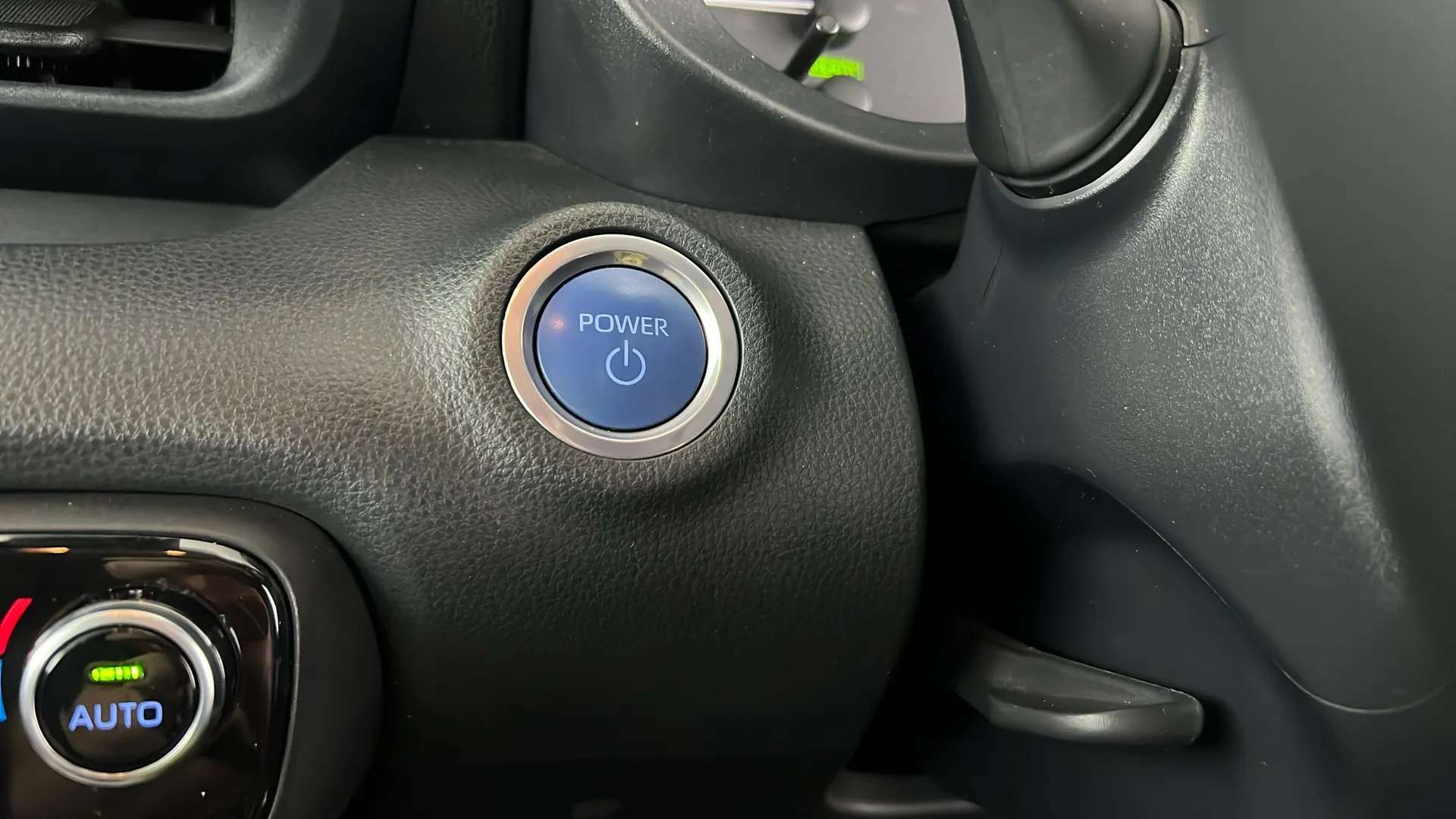 2023 MAZDA 2 HYBRID 2023 MAZDA 2 HYBRID