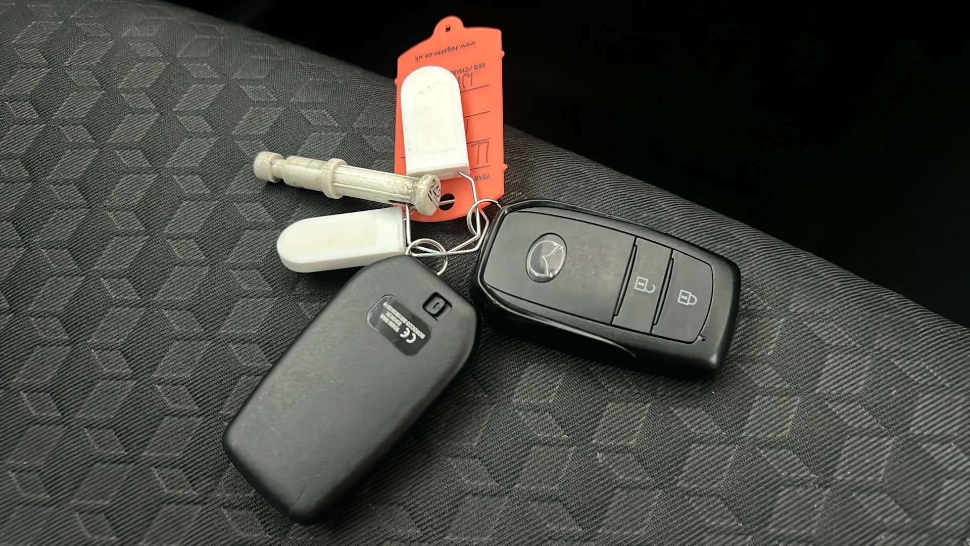 2023 MAZDA 2 HYBRID 2023 MAZDA 2 HYBRID