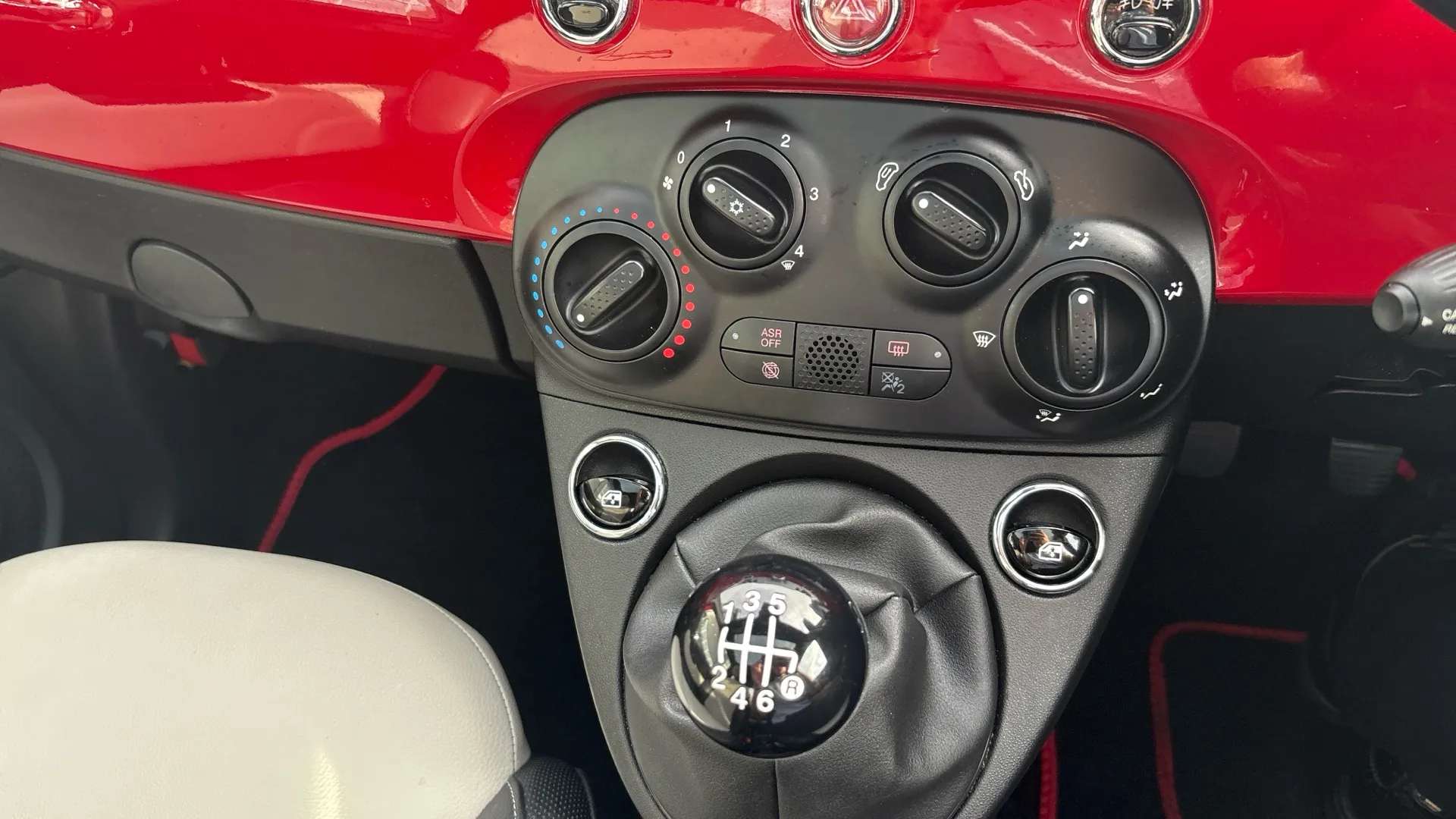 2022 FIAT 500 2022 FIAT 500