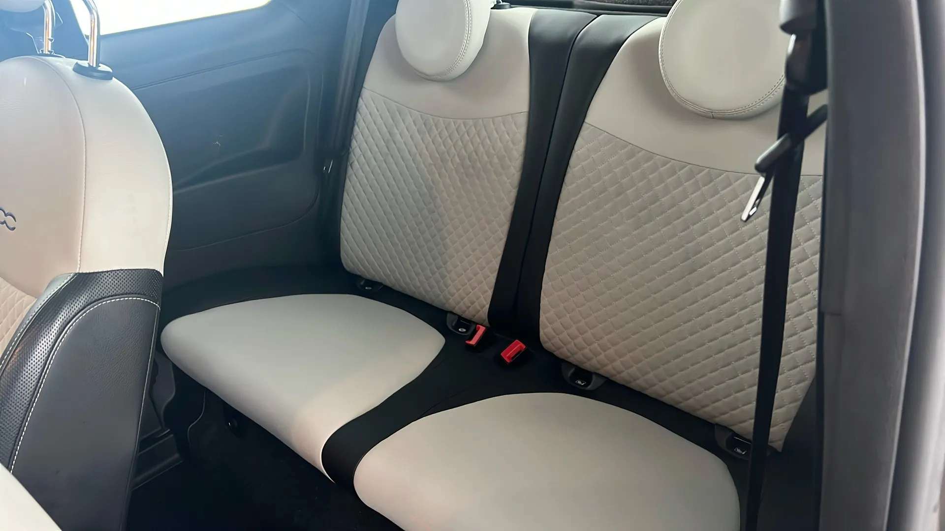 2022 FIAT 500 2022 FIAT 500