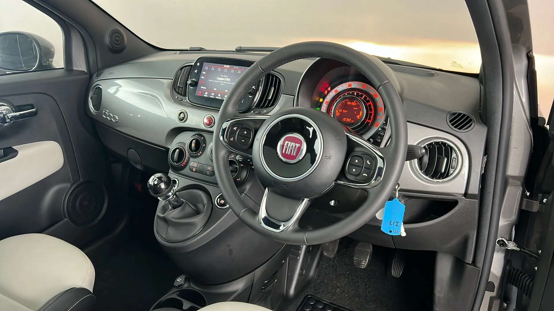 2023 FIAT 500 2023 FIAT 500