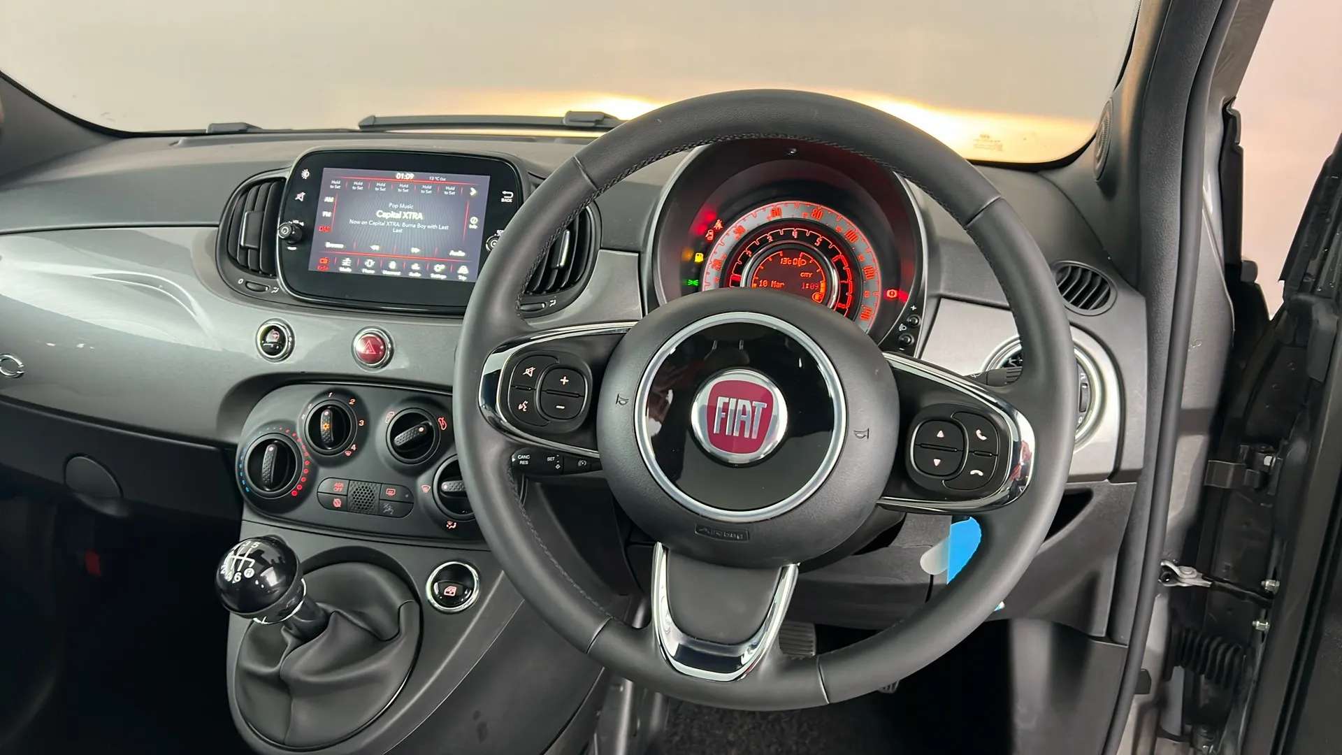 2023 FIAT 500 2023 FIAT 500
