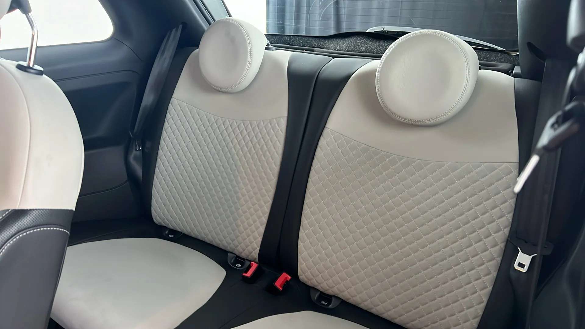 2023 FIAT 500 2023 FIAT 500