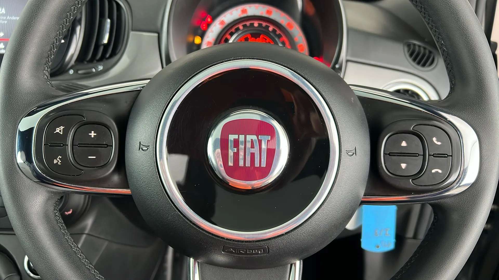 2023 FIAT 500 2023 FIAT 500
