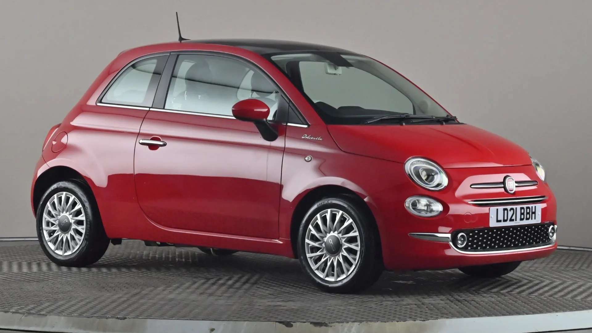 2021 FIAT 500 2021 FIAT 500