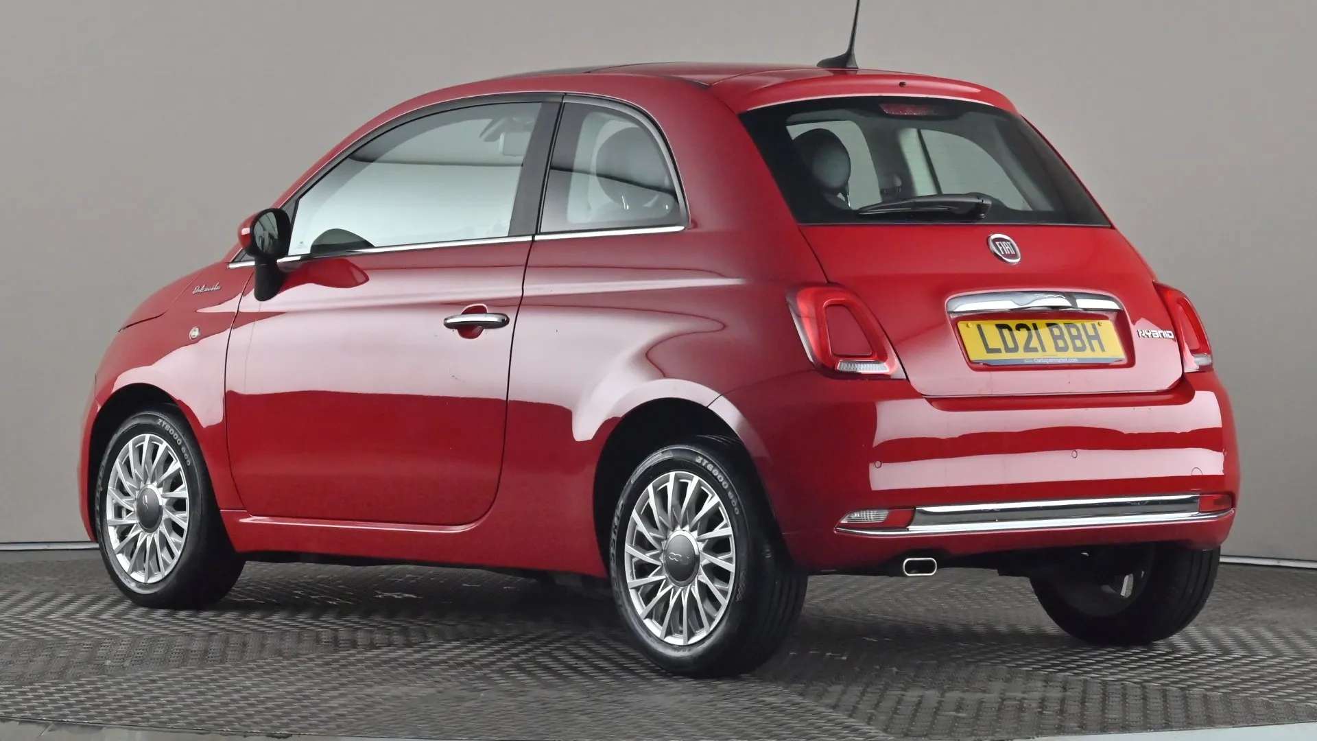 2021 FIAT 500 2021 FIAT 500