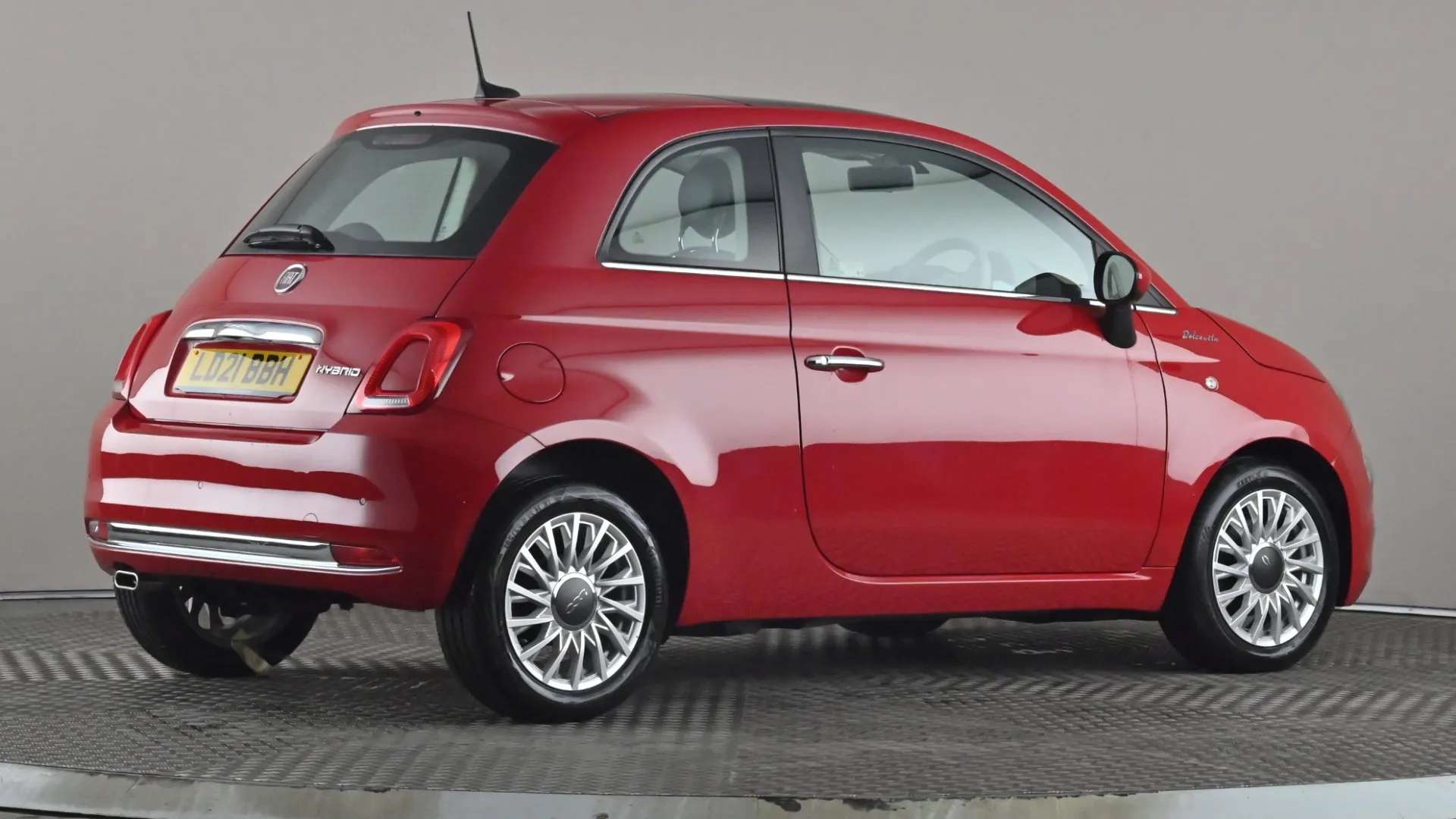 2021 FIAT 500 2021 FIAT 500